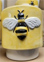 4.5in x 4.5in ceramic bumble bee plant pot