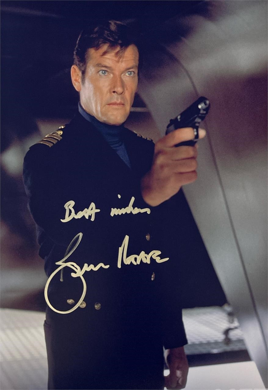 Autograph COA 007 Roger Moore Photo