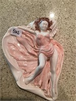 MCM Pinup Girl Ashtray Holland Mold 
Chipped