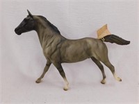 Breyer 1993 Wild American Horse Phar Lap gray in