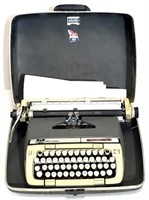 Vtg. Smith-Corona Classic 12 Typewriter in Case