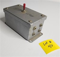 Box with Quarter Inch Jacks with Switch Labeled RL