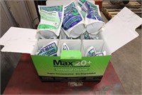 9 Bags Of Univeral Cleaner