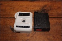 Polaroid photoelectric shutter