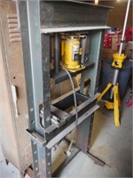 Press w/air hydraulic jack