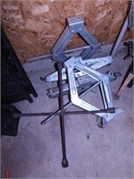 4 scissor jacks - 4-way iron lug wrench