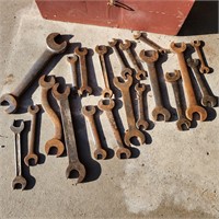 VINTAGE WRENCHES