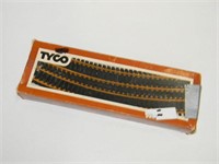 Box Tyco track