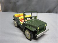 Vintage Metal Green Military Jeep
