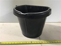 18 QT Flat Back Rubber Bucket - New