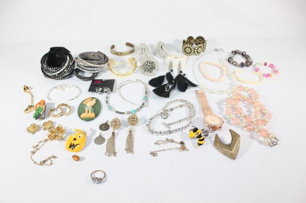 Mix Lot of Costume Jewelry - Brooches, etc.