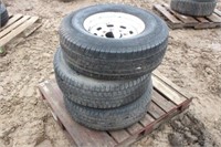 (2) Michelin (1) Geo Track 265/75R16 Tires on Ford