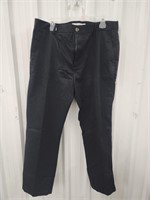 Size 38W x 29L, Amazon Essentials Men's Slim Pant