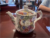 ENGLISH SADLER TEAPOT