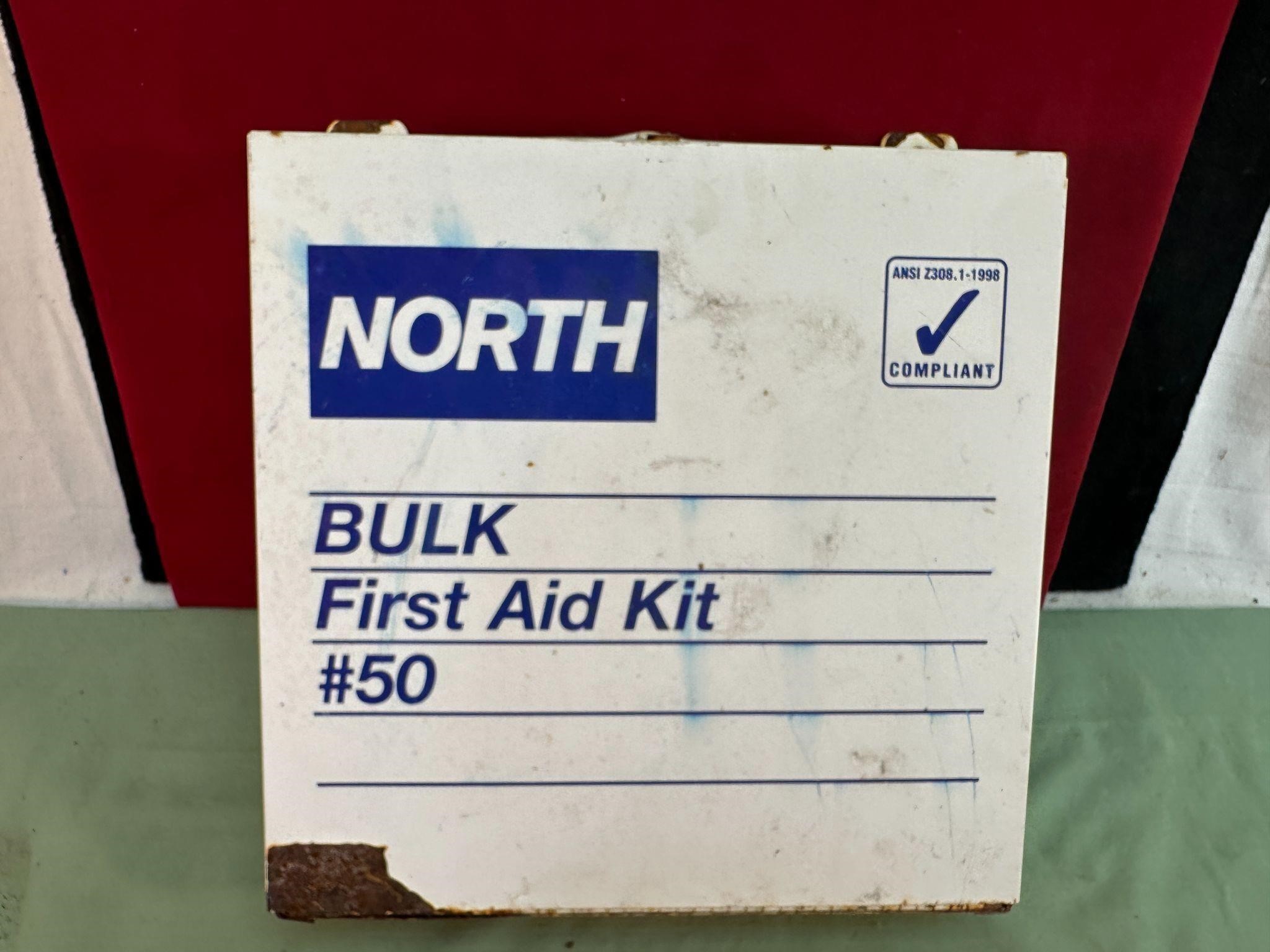 METAL WALL HANGING FIRST AID KIT