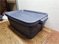 Rubbermaid Blue Tote16inWx24inLx9inH