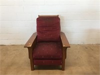 Oak Morris-style Arm Chair Recliner