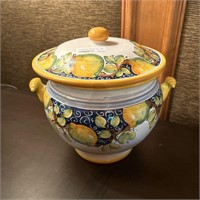 Ceramic Bowl w/ Lid