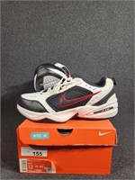NEW Nike Air Monarch IV Size 12 Men's Shoes