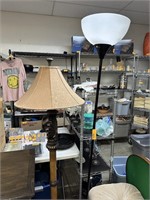 2PC FLOOR LAMPS / NICE QUALITY ONE