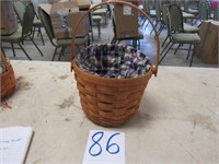 1994 Round Basket With Handle