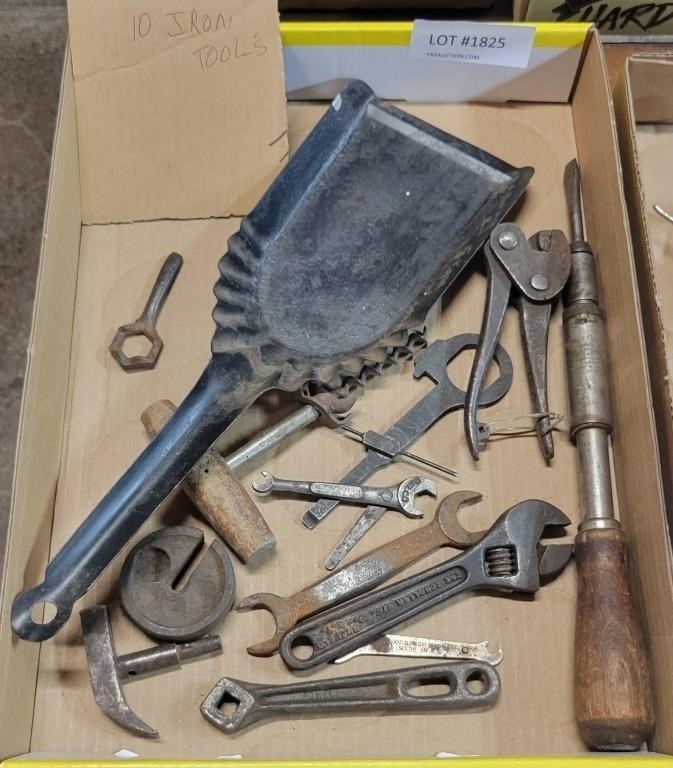FLAT OF OLD ASSORTED TOOLS