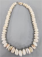 Another Amazing Puka Shell Necklace 126g/ 20"