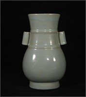 Chinese official kiln porcelain vase