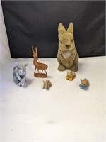6 Assorted Figurines