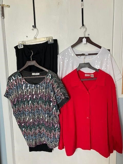 Women's Plus Size Tops