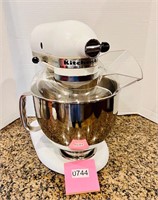 Powerful KitchenAid Artisan Mixer