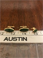 Dolan Bullock 14kt gold & jade cufflinks & tie pin