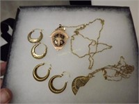 10 & 14kt necklaces & 2 pair earrings 11.3 gr