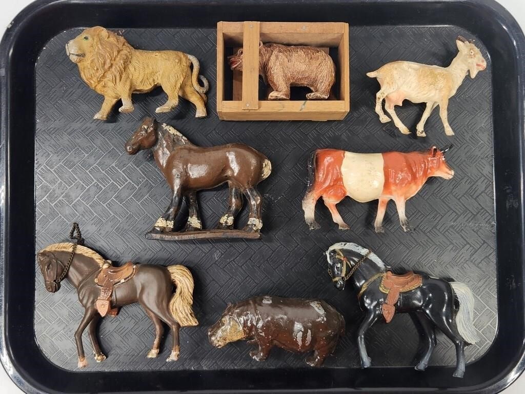 ASSORTED LOT OF VINTAGE ANIMALS