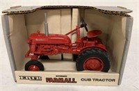 1/16 Farmall Cub Tractor,Special Edition,NIB