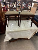 VTG Wood drop leaf table w/ 2 dining chairs