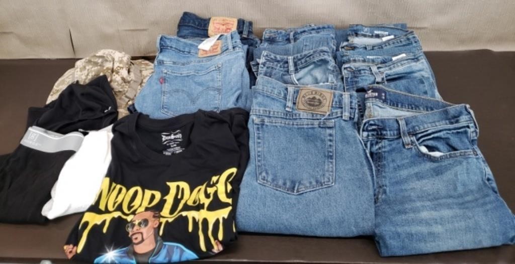 8 Pairs Jeans Sz 32/34 & 12, Snoop Dog T-Shirt &