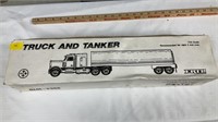Ertl truck and tanker, Steel, NIB