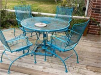 metal patio table and 4 chairs