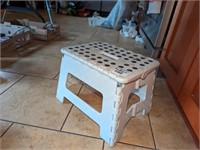 Collapsible Stool