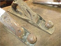 2 old hand planes