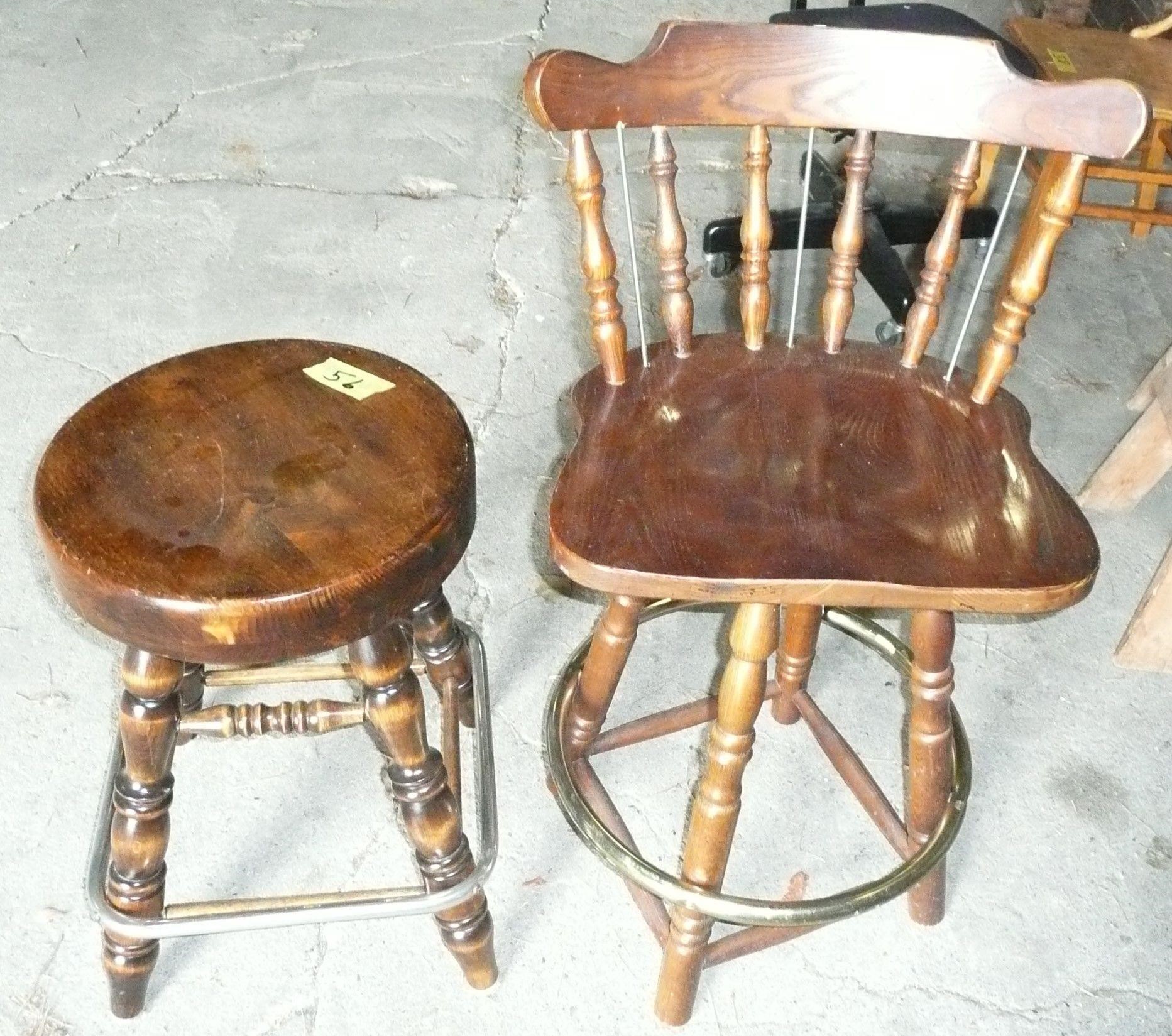 2 Bar Stools