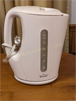 RIVAL Electric Water Kettle MK17P13B2