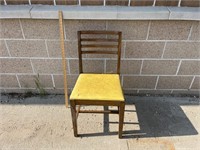 Chair with yellow seat