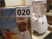 SMOOTHIE MACHINE