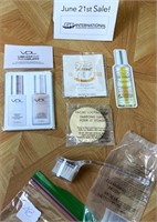 Mini Facial Cream Packs / Loofah Pads / Brush