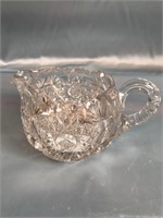 NICE LITTLE CRYSTAL CREAMER