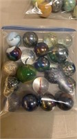 Bag of 20 vintage marbles - large glass shooter