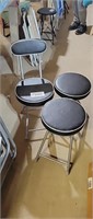 3 FOLDING STOOLS