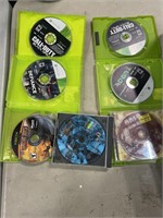 4 Xbox 360, 2 sega Dreamcast and Xbox games